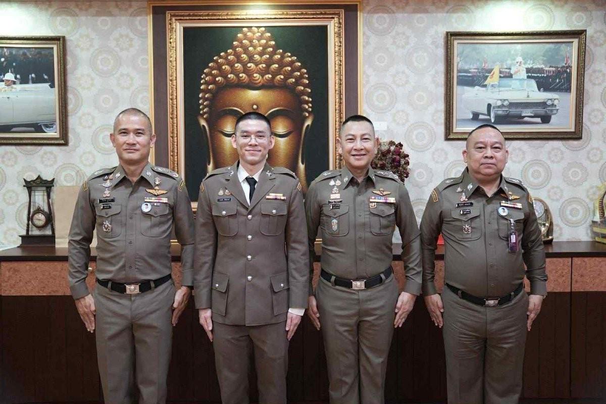 jpg, 以及其在职 jpg, 以及其在职