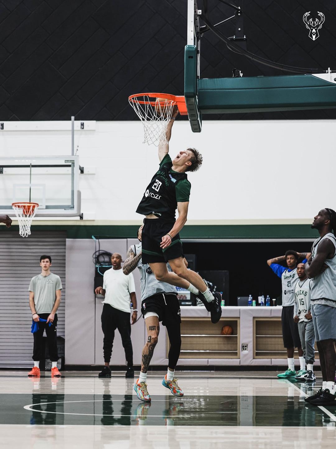 amp, 格林训练照, https