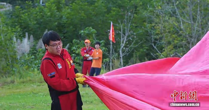 当刘翔的黄, 气球飞行运 当刘翔的黄, 气球飞行运